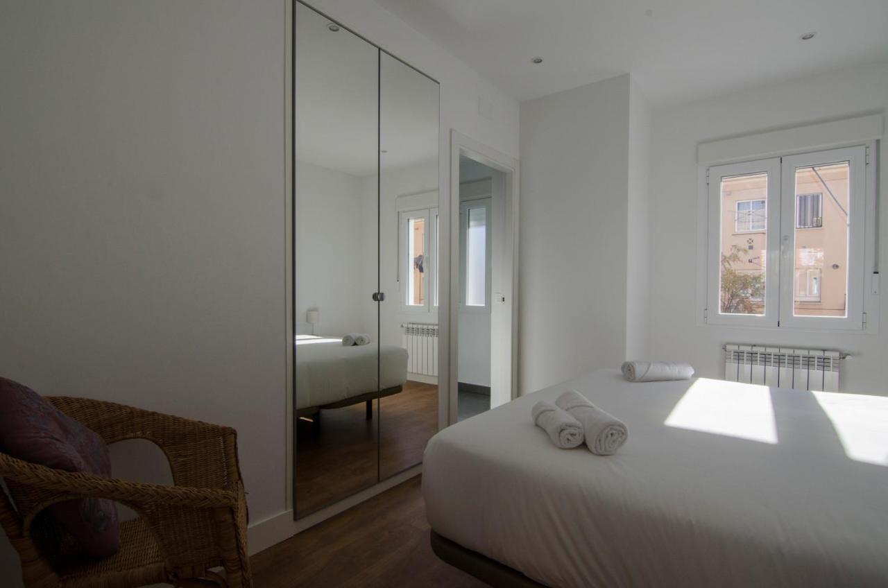 2 Bedrooms 2 Bathrooms Furnished - Bernabeu - Business Area With Terrace - Minty Stay Madrid Buitenkant foto