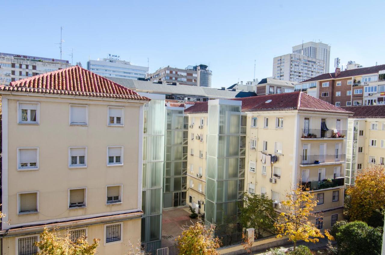 2 Bedrooms 2 Bathrooms Furnished - Bernabeu - Business Area With Terrace - Minty Stay Madrid Buitenkant foto