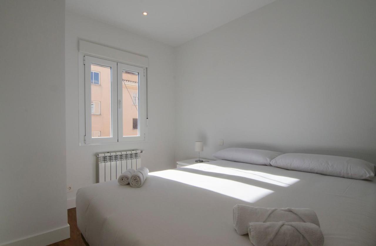 2 Bedrooms 2 Bathrooms Furnished - Bernabeu - Business Area With Terrace - Minty Stay Madrid Buitenkant foto