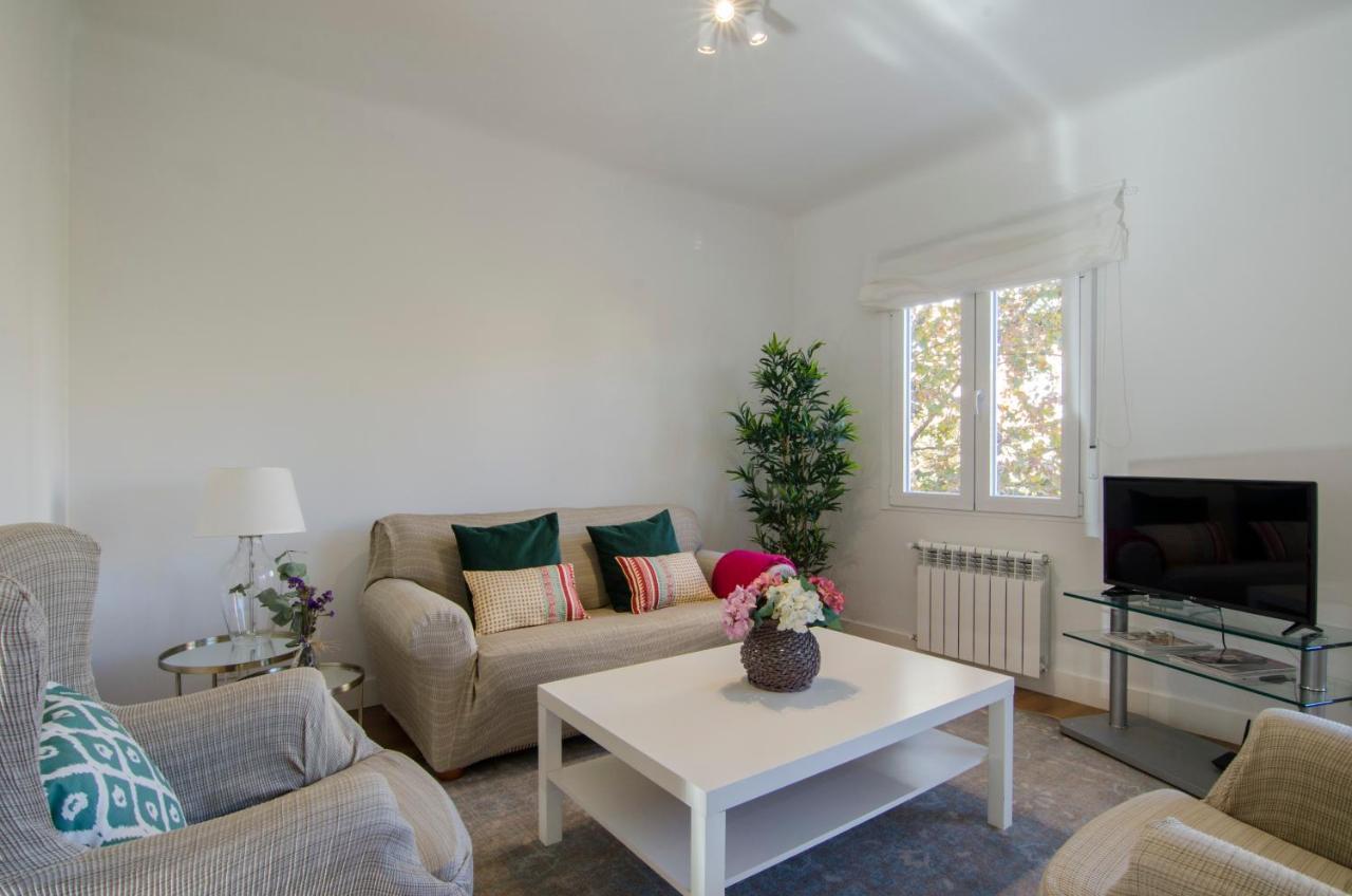 2 Bedrooms 2 Bathrooms Furnished - Bernabeu - Business Area With Terrace - Minty Stay Madrid Buitenkant foto