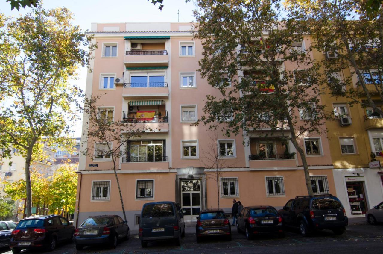 2 Bedrooms 2 Bathrooms Furnished - Bernabeu - Business Area With Terrace - Minty Stay Madrid Buitenkant foto