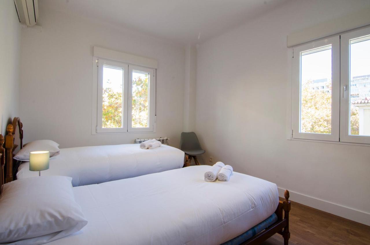 2 Bedrooms 2 Bathrooms Furnished - Bernabeu - Business Area With Terrace - Minty Stay Madrid Buitenkant foto