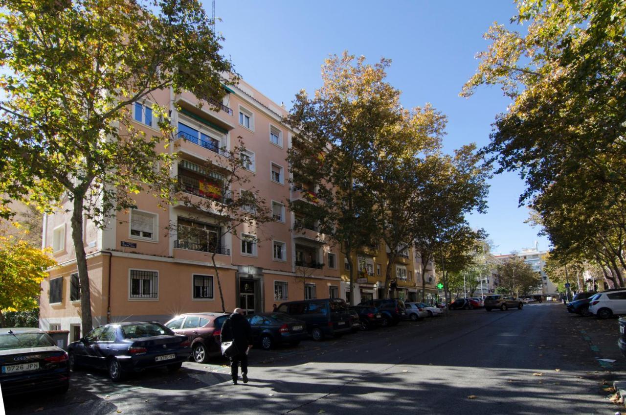 2 Bedrooms 2 Bathrooms Furnished - Bernabeu - Business Area With Terrace - Minty Stay Madrid Buitenkant foto