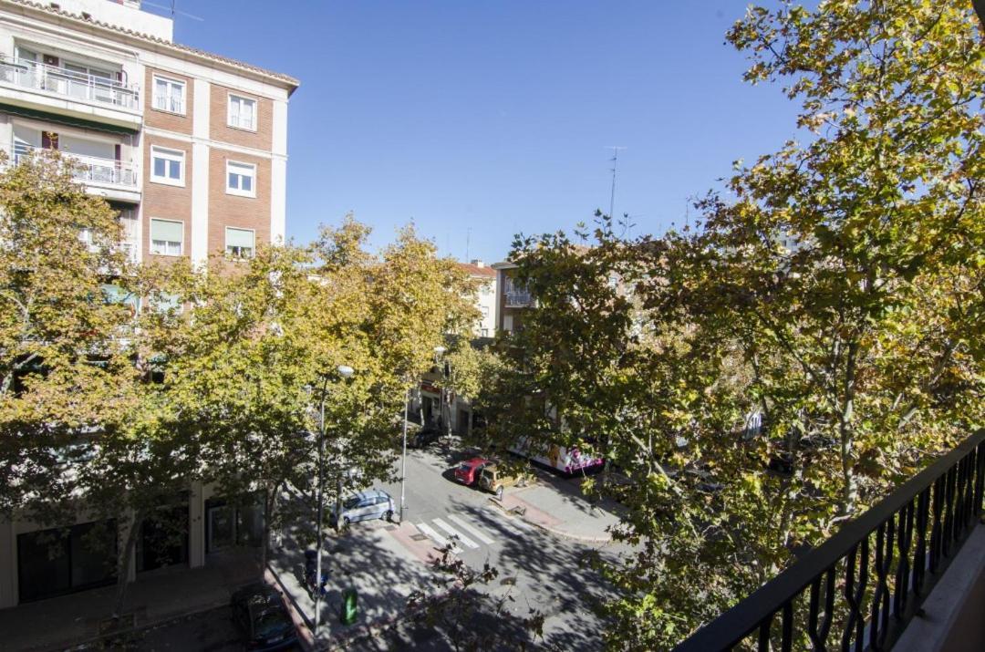 2 Bedrooms 2 Bathrooms Furnished - Bernabeu - Business Area With Terrace - Minty Stay Madrid Buitenkant foto
