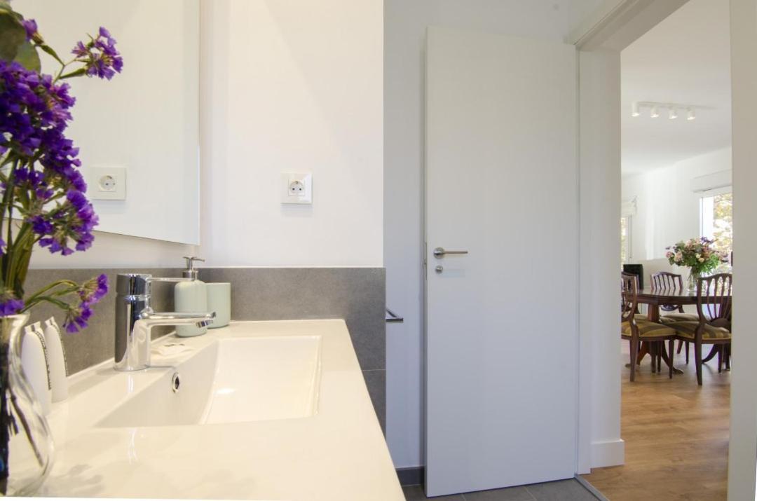 2 Bedrooms 2 Bathrooms Furnished - Bernabeu - Business Area With Terrace - Minty Stay Madrid Buitenkant foto